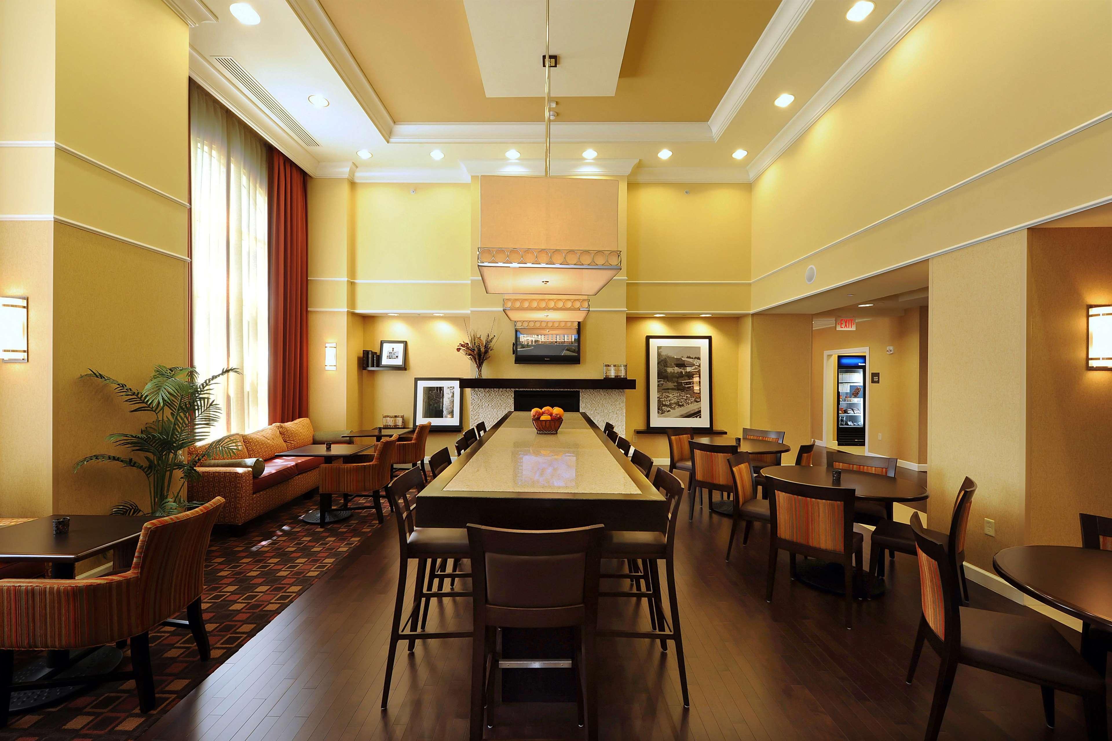 Hampton Inn & Suites Scottsboro Ristorante foto